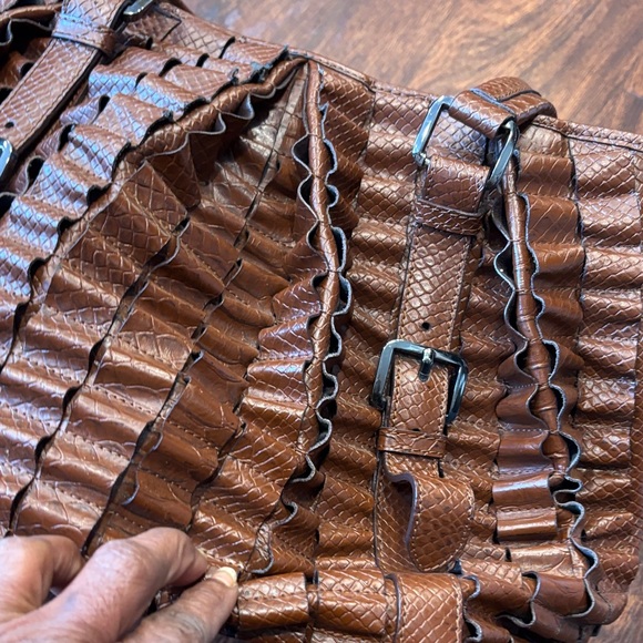 Burberry Brown Ruffled Leather Shoulder Bag - Picture 4 of 11